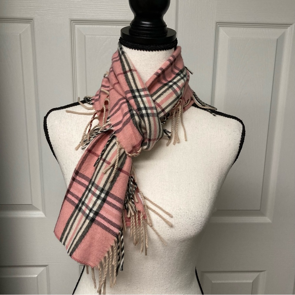 GUC Croft & Barrow pink plaid scarf